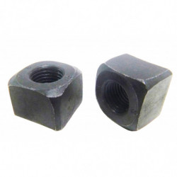 011732 - DADO QUADRO 10.9 PER CATENARIE